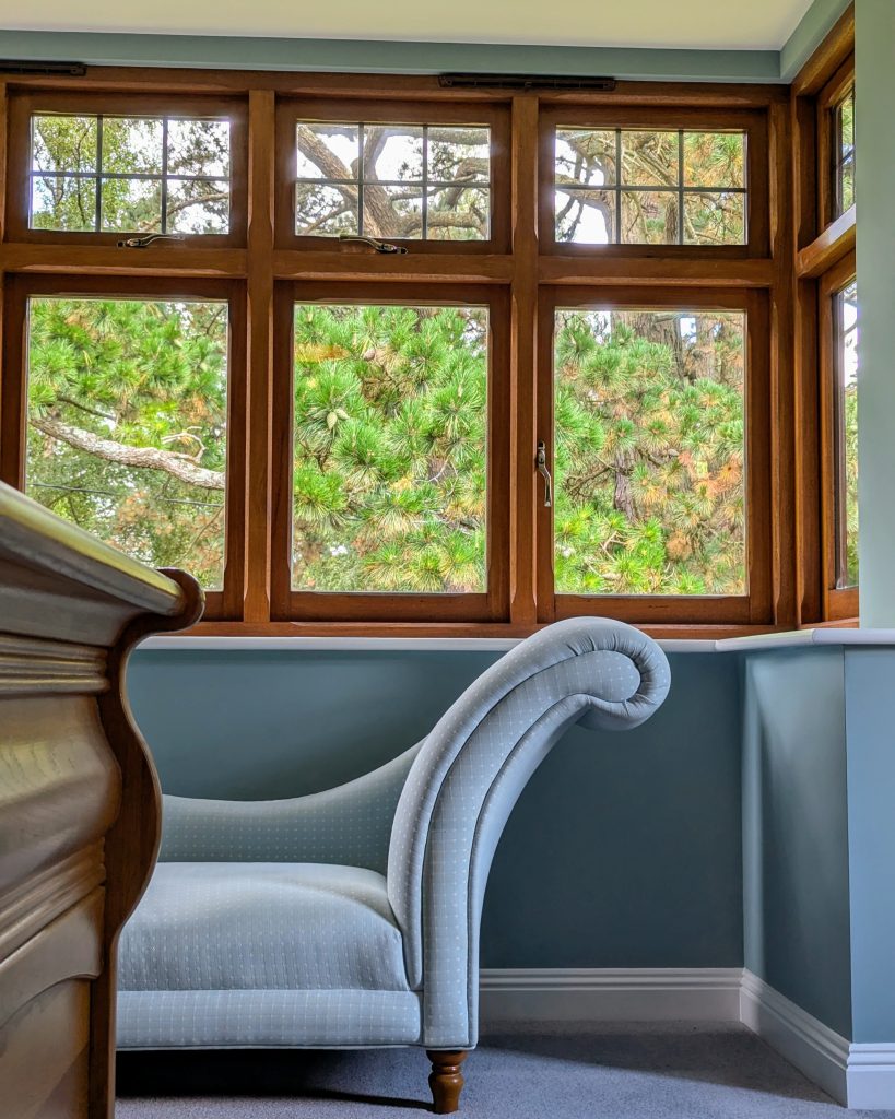 Residential Decorating offered by decorator in Poole, PM Decorating